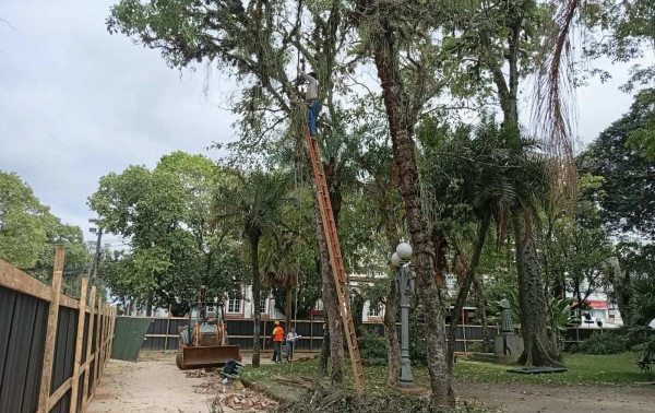 Valen&ccedil;a inicia readequa&ccedil;&atilde;o e revitaliza&ccedil;&atilde;o do Jardim de Cima