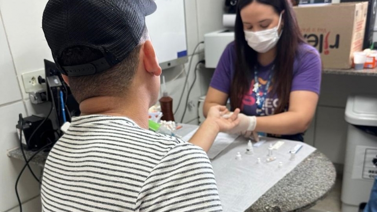 No M&ecirc;s da Diversidade, Recife foca em preven&ccedil;&atilde;o