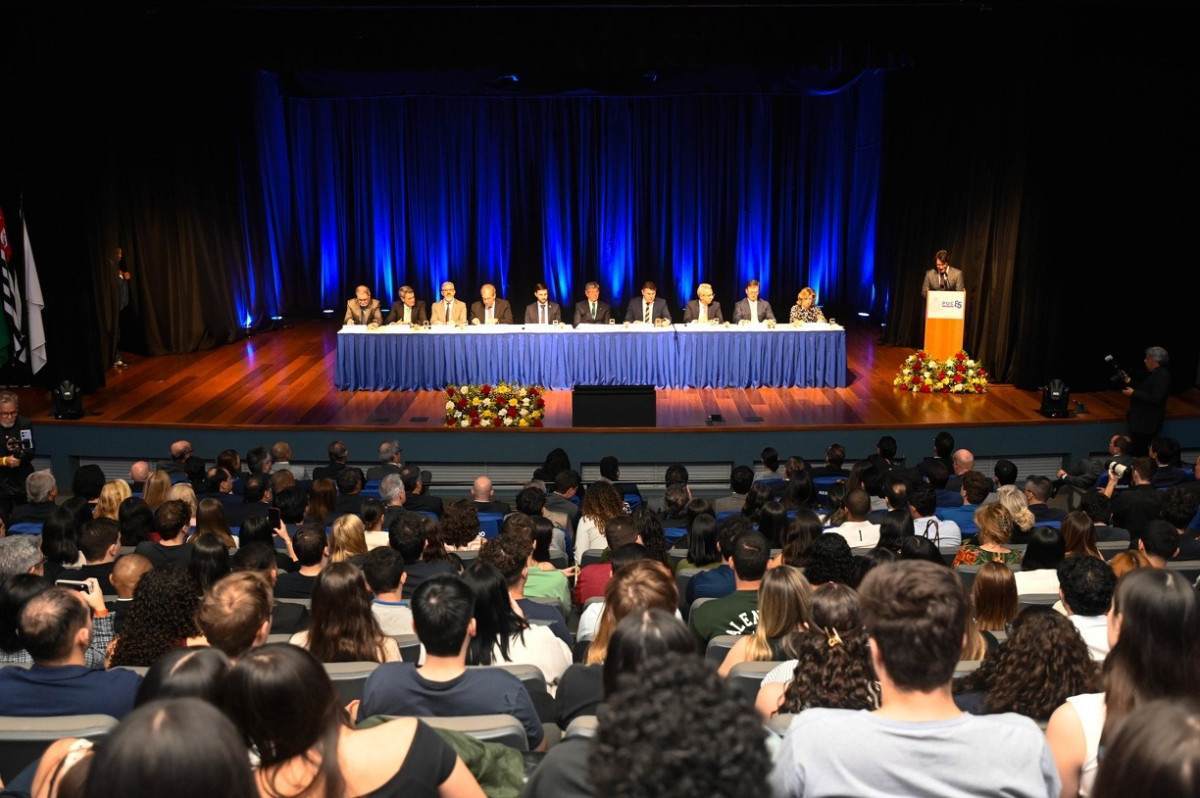 Limites do Judici&aacute;rio