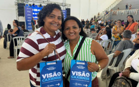 Vis&atilde;o Caxiense entrega mais de 3 mil &oacute;culos gratuitos a pacientes