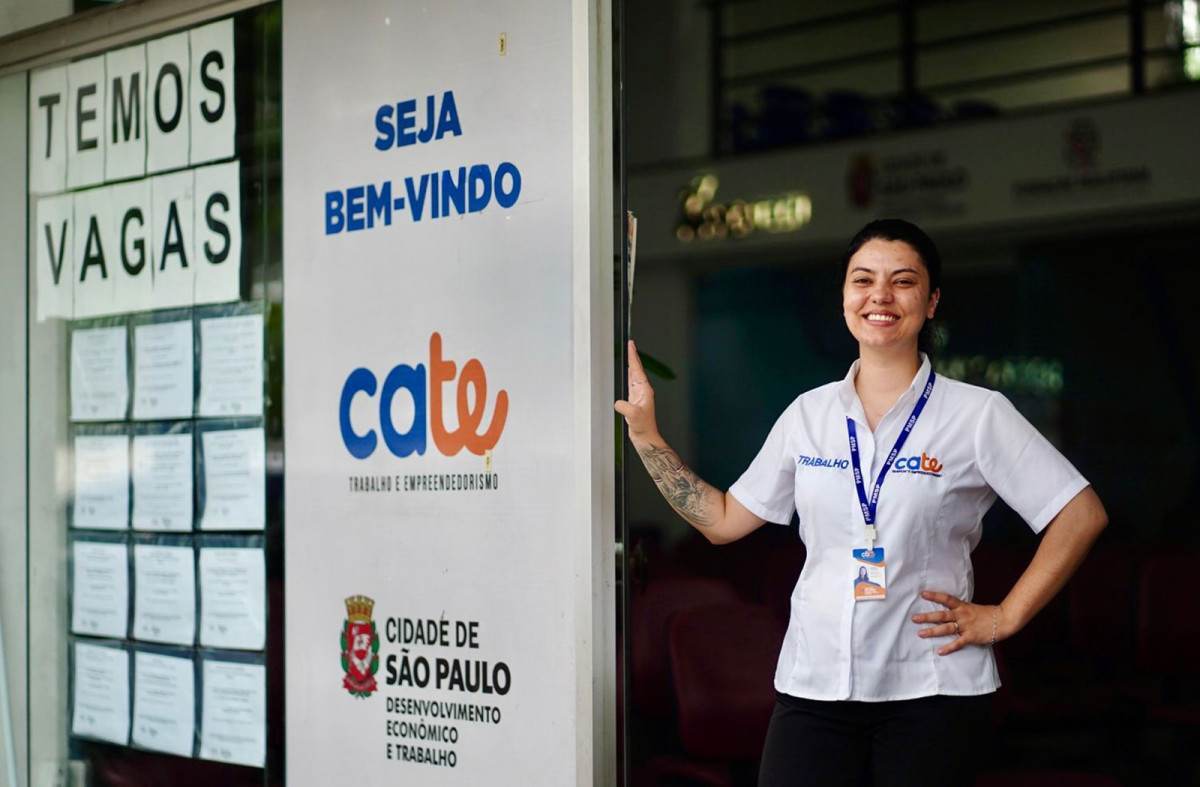 Cate abre 2 mil vagas com sal&aacute;rios de at&eacute; R$ 6 mil
