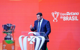 Maior negocia&ccedil;&atilde;o de direitos do futebol brasileiro &eacute; realizada pela CBF