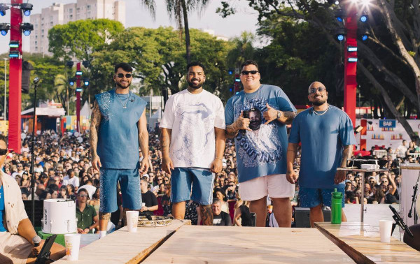 Menos &eacute; Mais leva a Campinas a roda de pagode que conquistou o Brasil