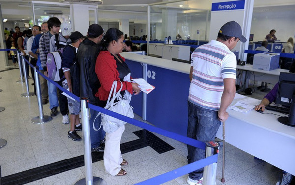 Lei reduz de 45 para 30 dias prazo para para incluir pedidos na for&ccedil;a-tarefa do INSS