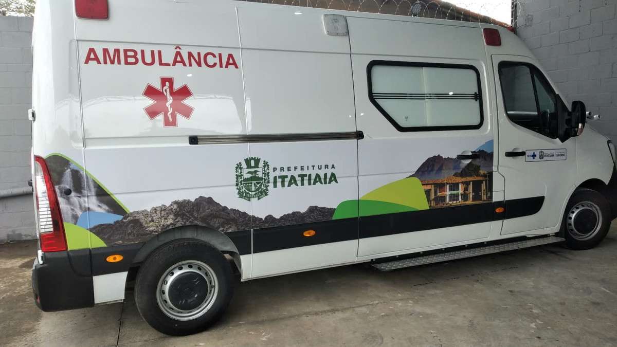 Duas novas UTIs m&oacute;veis passam a integrar frota municipal