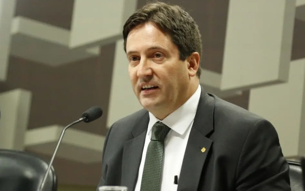 Alerta sobre rombo no Master chegou a ex‑diretor do BC ainda em 2024