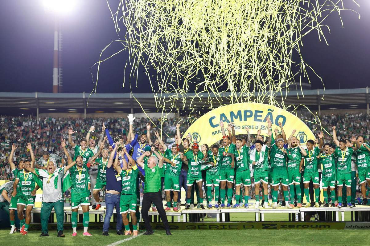 Uberl&acirc;ndia conquista a maior S&eacute;rie D da hist&oacute;ria