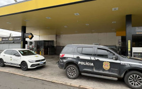 Urbanismo apoia Pol&iacute;cia Civil durante opera&ccedil;&atilde;o em quatro postos de gasolina em Campinas