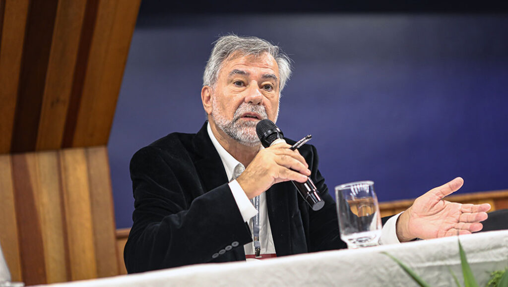Cientista v&ecirc; esgotamento dos recursos naturais do planeta e decreta fim do modelo econ&ocirc;mico atual
