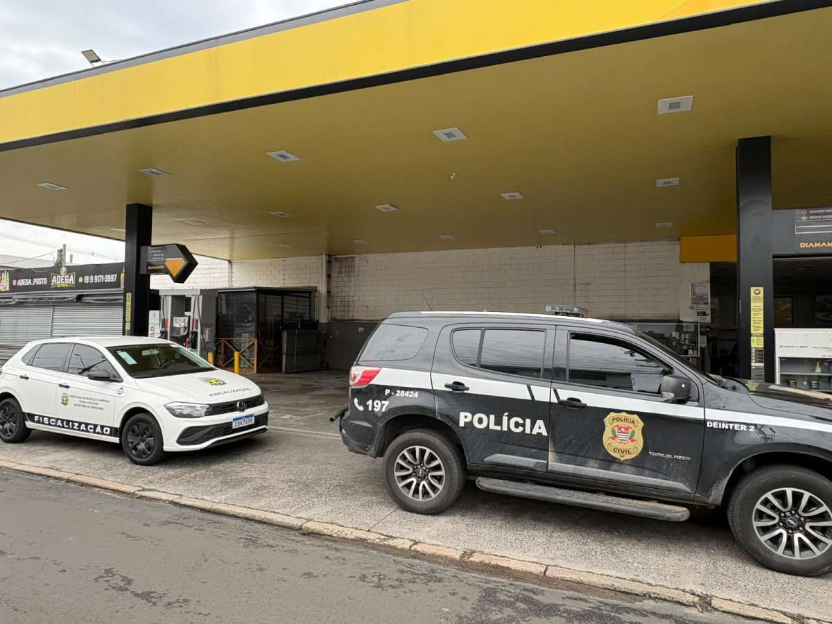 Urbanismo apoia Pol&iacute;cia Civil durante opera&ccedil;&atilde;o em quatro postos de gasolina em Campinas