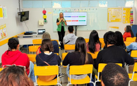 Defensoria nas Escolas leva servi&ccedil;os gratuitos a dois centros de ensino no DF