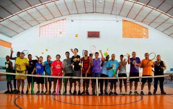 Esportes da Vila Ol&iacute;mpica de Nova Igua&ccedil;u ajudam alunos PCDs