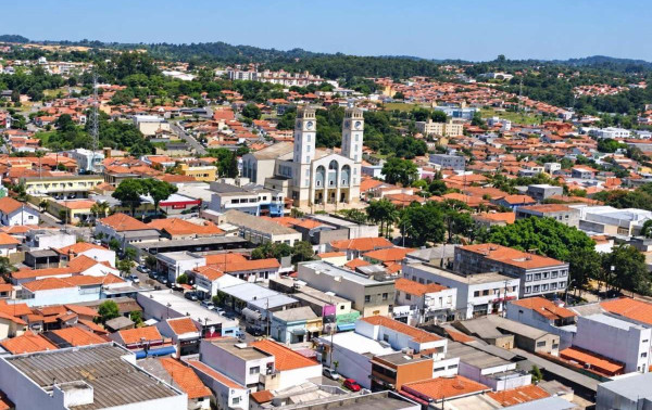 C&acirc;mara pede mais tempo para regulariza&ccedil;&atilde;ode im&oacute;veis