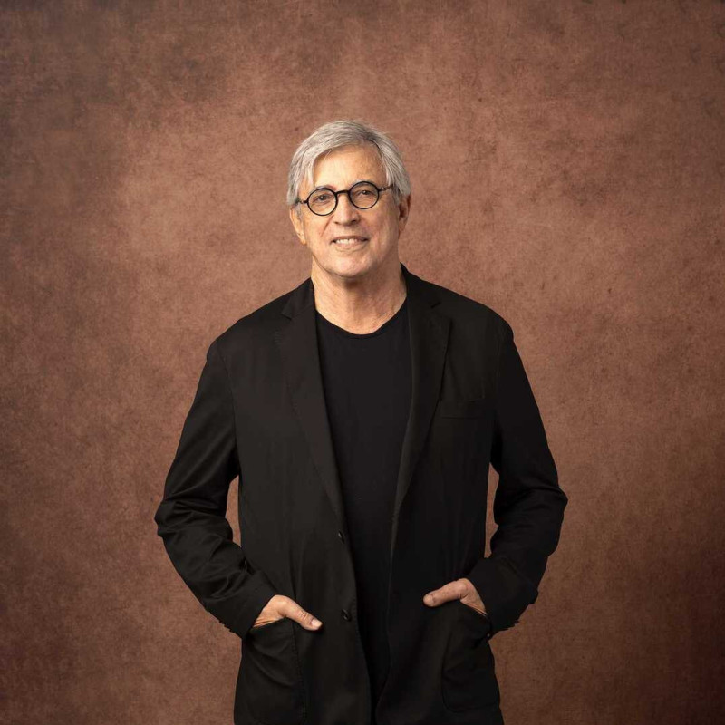 BRASILIANAS | Ivan Lins celebra 80 anos em espet&aacute;culo gratuito que revisita cinco d&eacute;cadas de trajet&oacute;ria musical