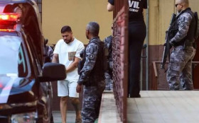L&iacute;der de grupo ligado ao CV e PCC deixou tornozeleira em bicho de pel&uacute;cia ao fugir da pol&iacute;cia