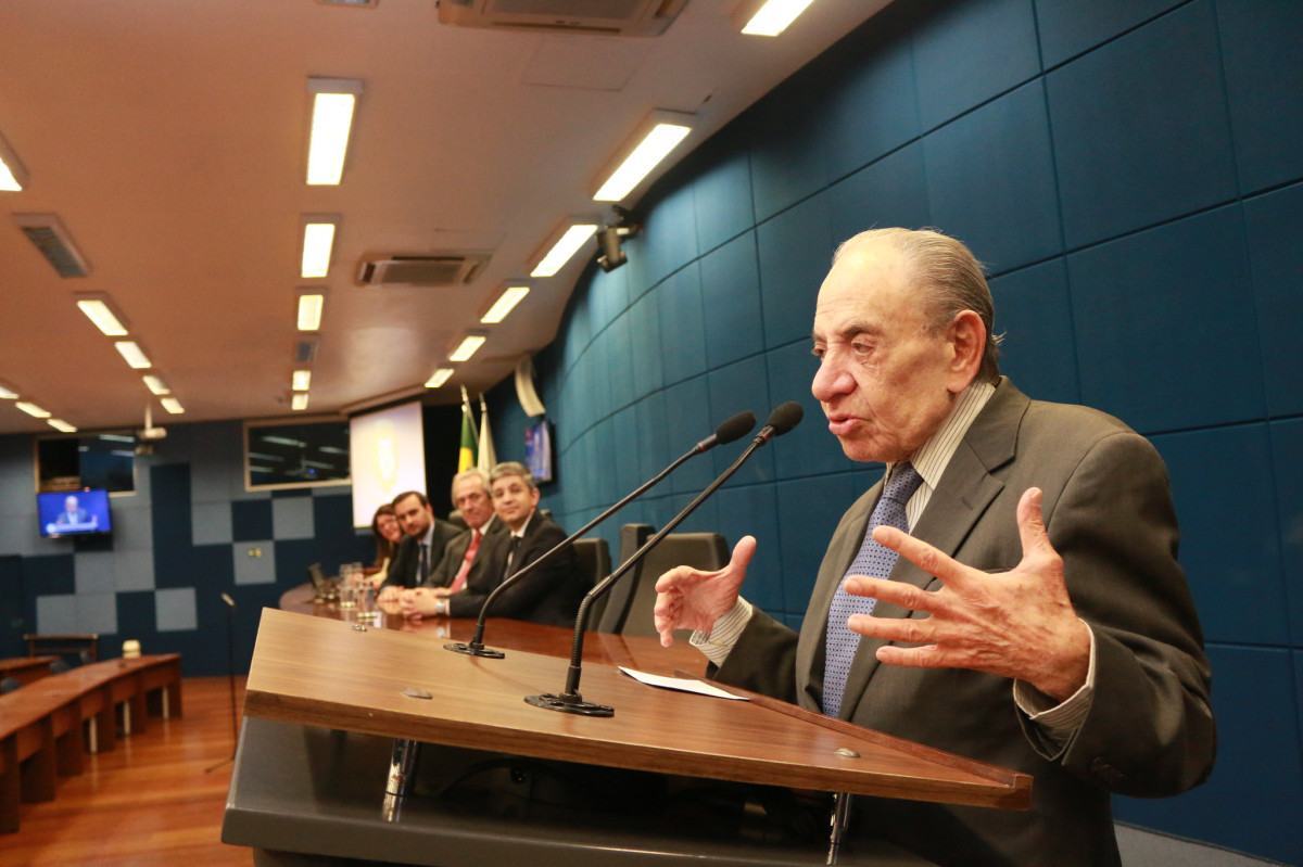 Romeu Santini: das reda&ccedil;&otilde;es &agrave; presid&ecirc;ncia da C&acirc;mara de Campinas