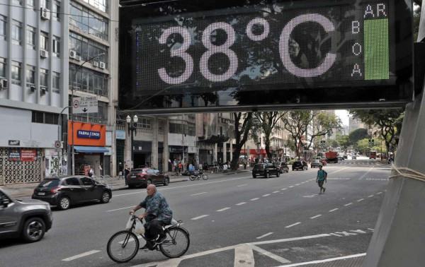 Mudan&ccedil;as no clima figuram como crise de sa&uacute;de p&uacute;blica, diz Padilha