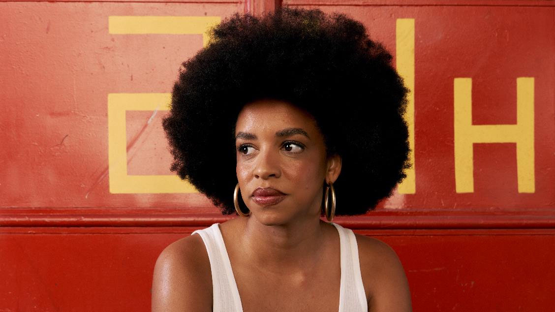 ROTEIRO MUSICAL: Juliane Gamboa mostra can&ccedil;&otilde;es do pr&oacute;ximo disco