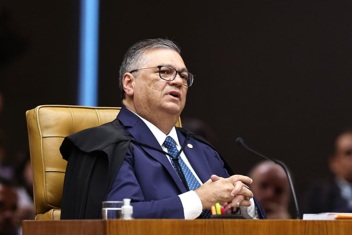 Coluna Magnavita | Fl&aacute;vio Dino usou as mesmas t&eacute;cnicas das assembleias do PCdoB para evitar vota&ccedil;&atilde;o contra Moraes