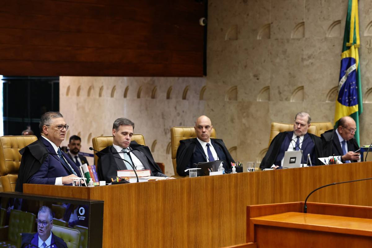Coluna Magnavita | Sess&atilde;o do STF virou assembleia estudantil