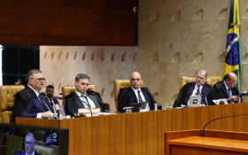 Coluna Magnavita | Sess&atilde;o do STF virou assembleia estudantil