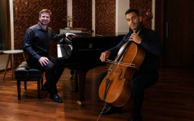 Violoncelo e piano em rico di&aacute;logo musical