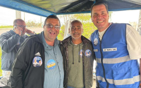 Munir faz carreata ao lado do senador Rom&aacute;rio e Gutemberg