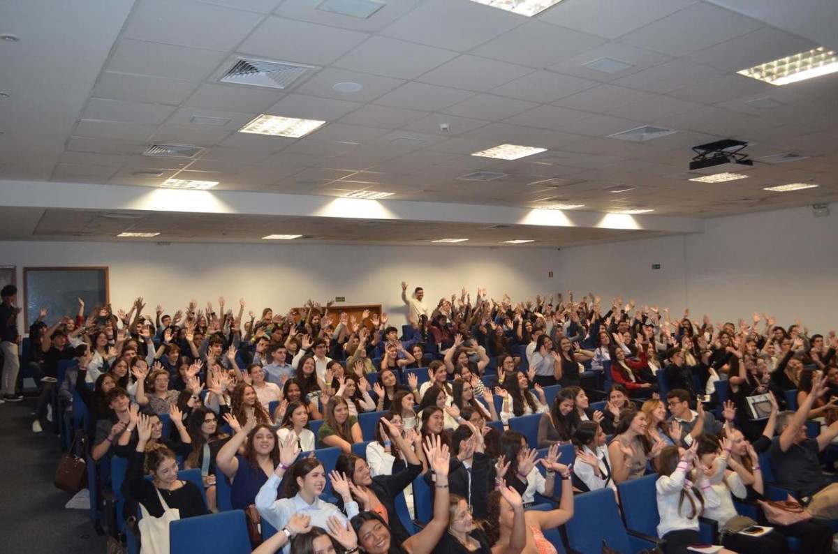 Col&eacute;gio do Rio usa o teatro como ferramenta de prepara&ccedil;&atilde;o para a UERJ