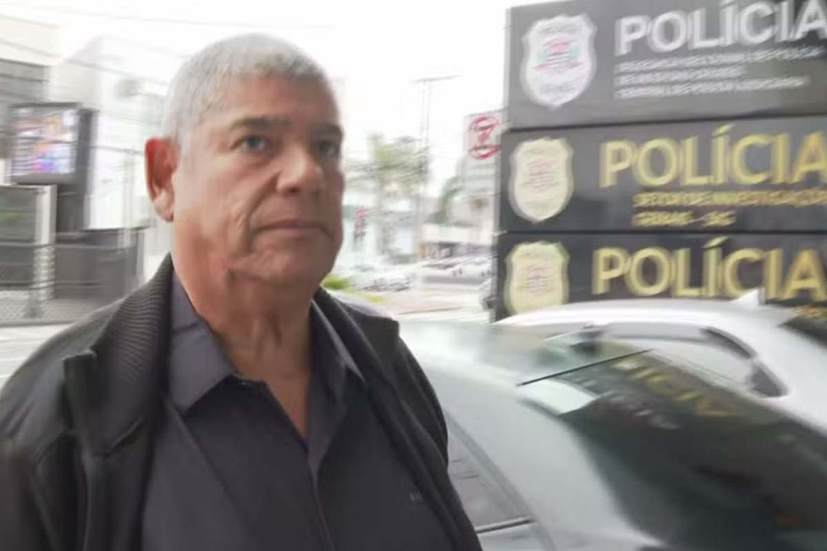 Alvo de opera&ccedil;&atilde;o contra o PCC, Milton Leite se entrega &agrave; Pol&iacute;cia Civil