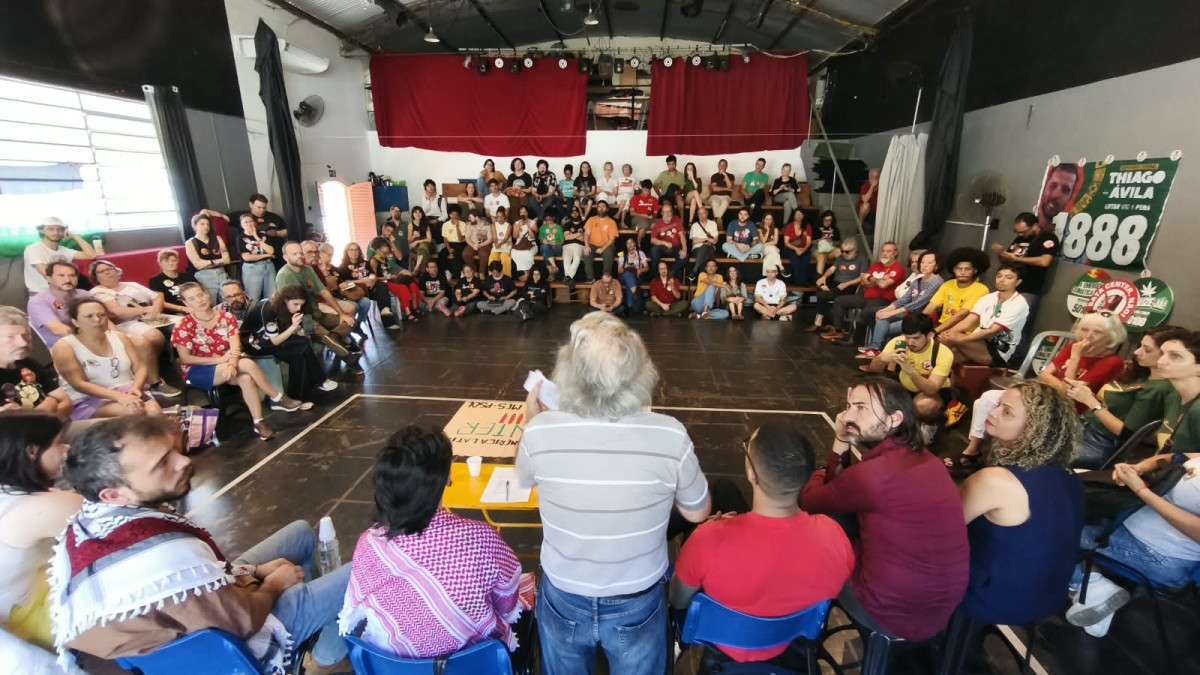 Mobiliza&ccedil;&atilde;o popular re&uacute;ne dezenas e refor&ccedil;a resist&ecirc;ncia a mega data center em Campinas