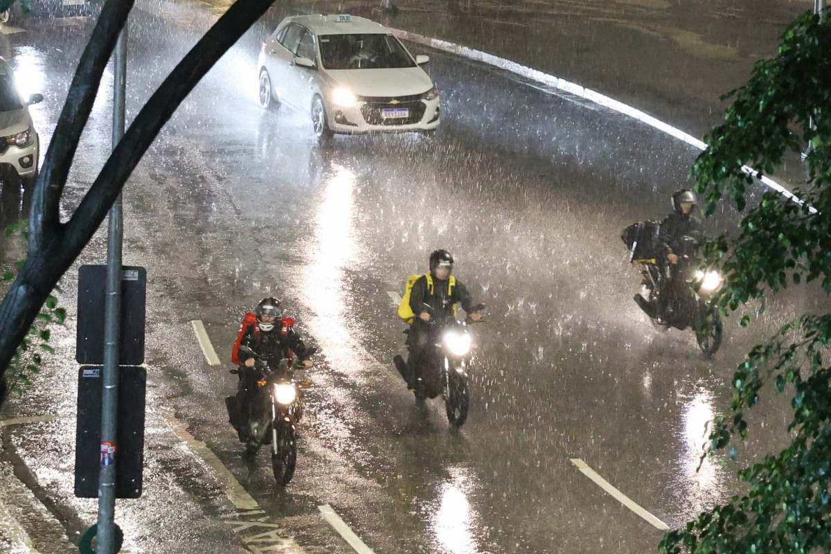 Primavera come&ccedil;a hoje com calor, estiagem e previs&atilde;o de chuva no Distrito Federal