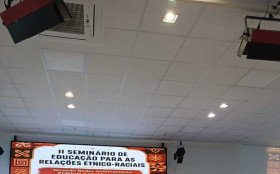Semin&aacute;rio re&uacute;ne experi&ecirc;ncias sobre educa&ccedil;&atilde;o &eacute;tnico‑racial