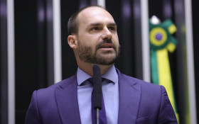 H&aacute; mais de um ano nos EUA, Eduardo Bolsonaro &eacute; demitido da PF