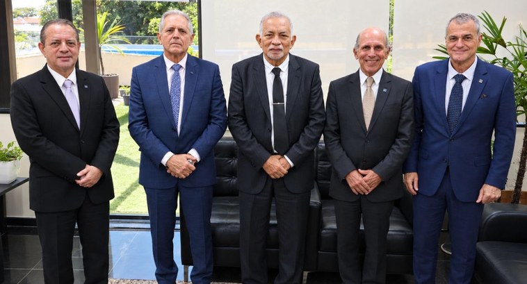 Presidente do TRE do Par&aacute; recebe representantes da Andes