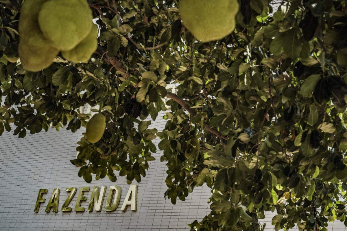 Governo reduz proje&ccedil;&atilde;o do PIB para 2% em 2026 e 2,3% em 2027