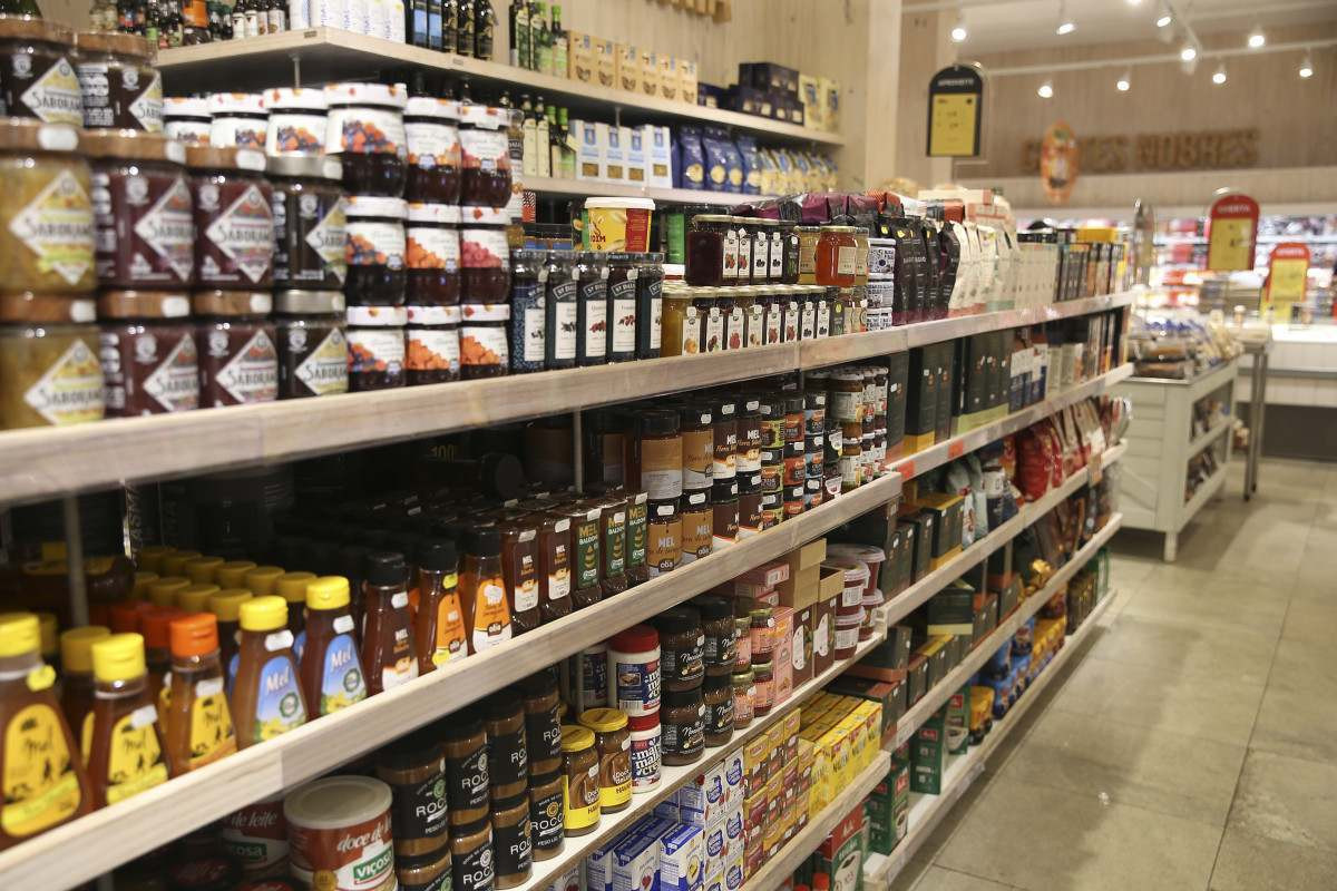 Justi&ccedil;a Federal libera abertura de supermercados aos feriados