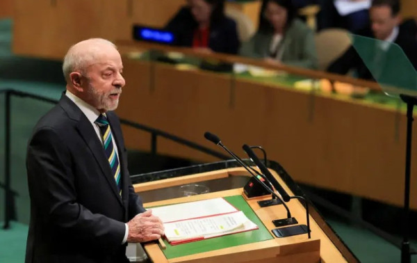 Na ONU, Lula diz que Brasil "continuar&aacute; soberano" e "n&atilde;o cabe no quintal de ningu&eacute;m"