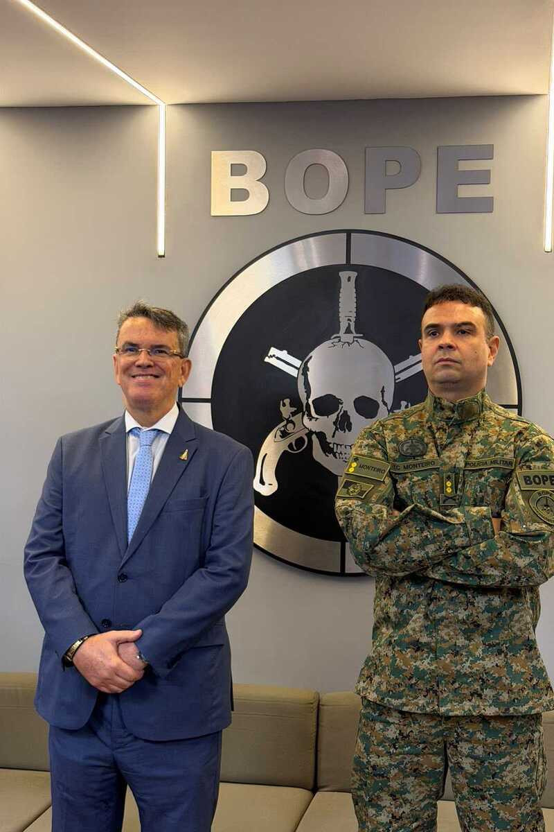 Coluna Magnavita | Presidente do TRE‑RJ se re&uacute;ne com o comandante do Bope para tratar da seguran&ccedil;a do primeiro turno das elei&ccedil;&otilde;es