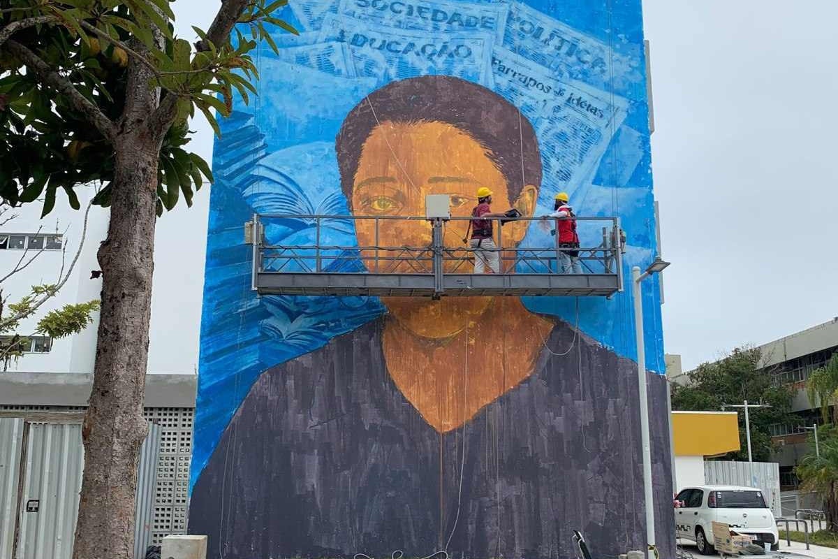 UFSC inaugura mural em homenagem a Antonieta de Barros