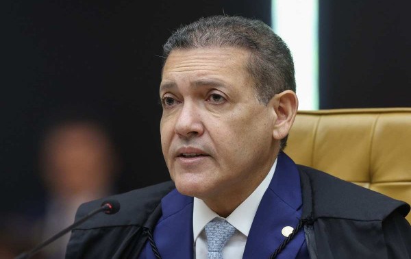Nunes Marques determina retirada de publica&ccedil;&otilde;es de seis minist&eacute;rios