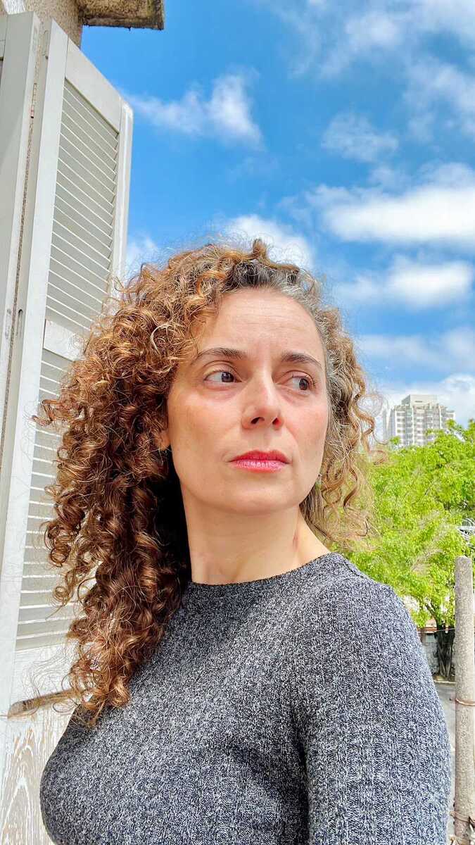 Priscilla Kellen: 'A met&aacute;fora do sonhar voar, com o querer ser livre, sempre me toca'
