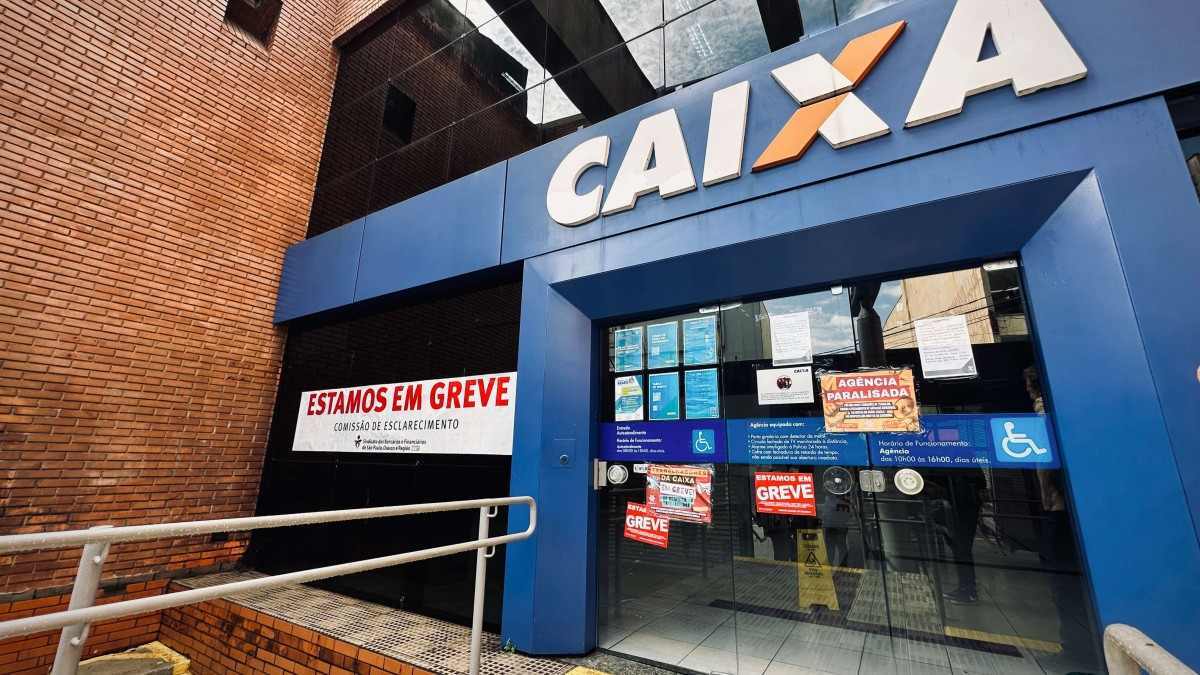 Greve na Caixa continua ap&oacute;s funcion&aacute;rios rejeitarem nova proposta