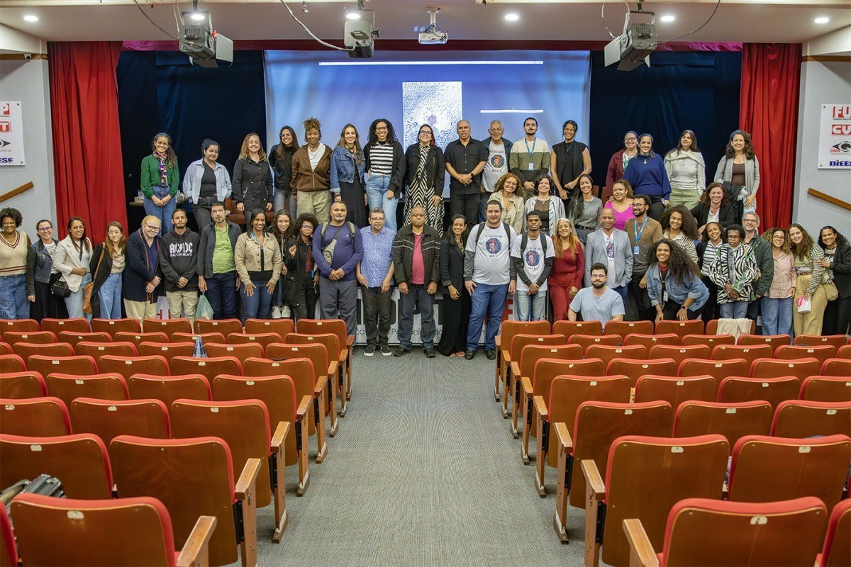 Maca&eacute; debate aten&ccedil;&atilde;o psicossocial em semin&aacute;rio