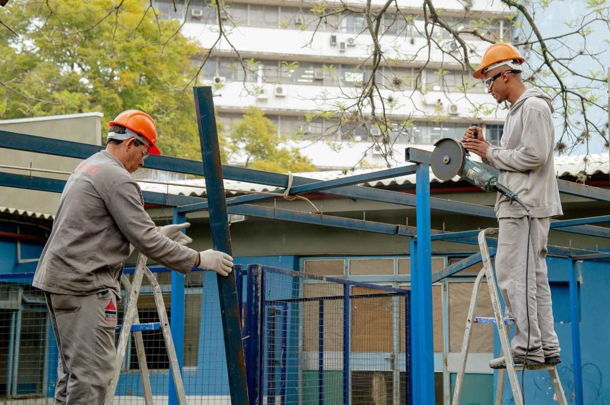 UFRGS amplia contrata&ccedil;&atilde;o de servi&ccedil;os no Contrata Brasil