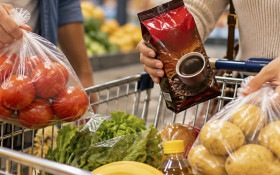 Cesta b&aacute;sica de Cuiab&aacute; recua 1,17% e passa a custar R$ 889,63