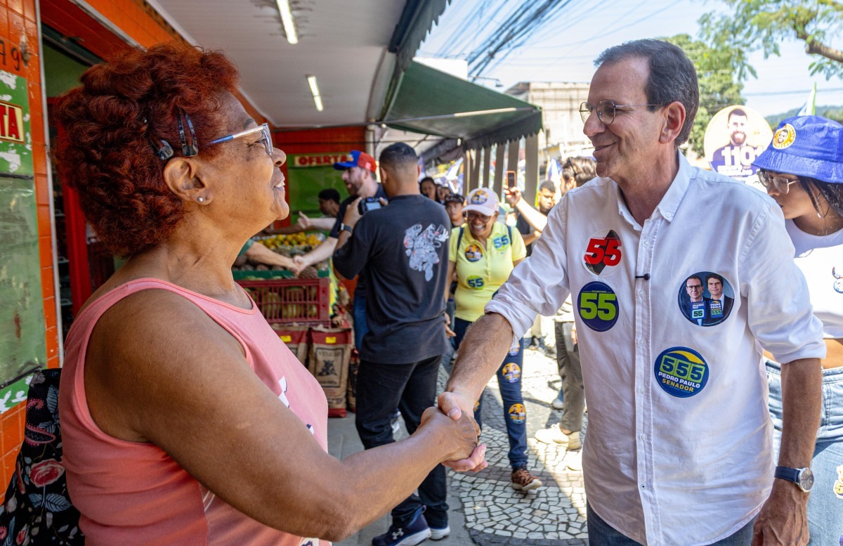 Paes intensifica agenda na Baixada na reta final da campanha