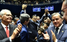Pesquisas sobre elei&ccedil;&otilde;es para o Senado fortalecem Davi Alcolumbre