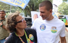Douglas Ruas promete centros integrados e fila zero na sa&uacute;de