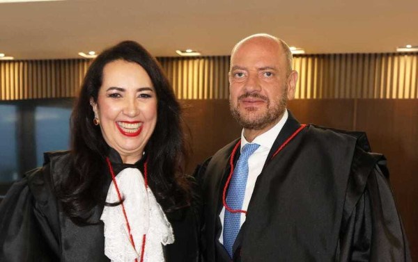 Paula Fernandes Machado toma posse como desembargadora do TJRJ