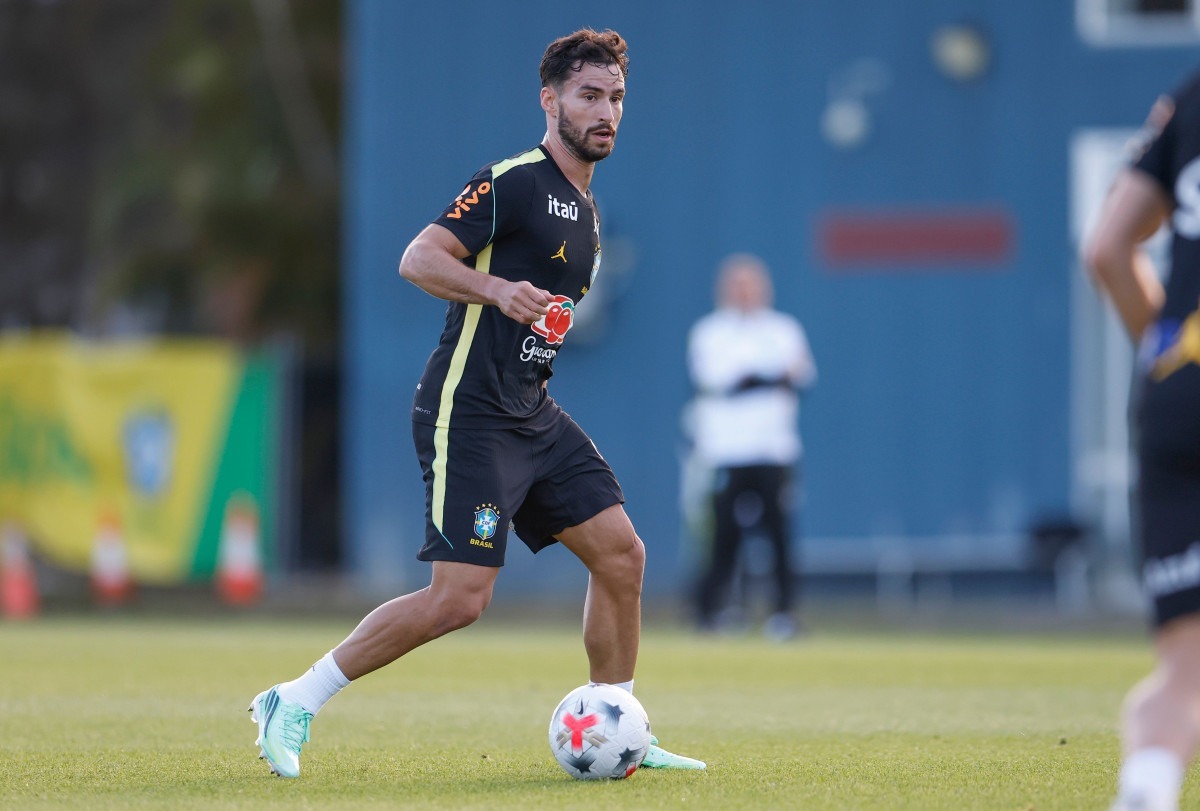 Martinelli valoriza a primeira convoca&ccedil;&atilde;o para Sele&ccedil;&atilde;o Brasileira para amistosos